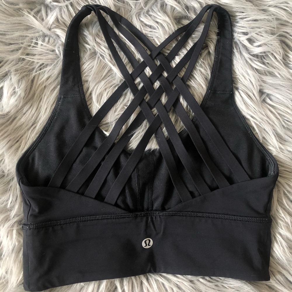 Lululemon Free to Be Moved Bra
